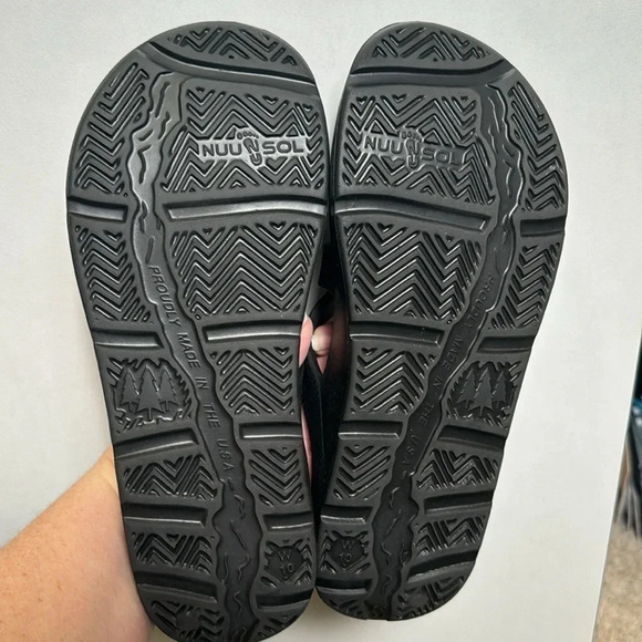 NUUSOL Hailey Black slides W10 waterproof evasol soft foam made in USA sandals - Picture 2 of 5